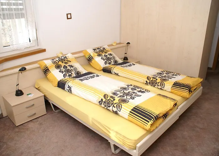 أبارتمانتهاوس لا برومينيد لوكباد