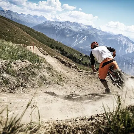 アパート Appartementhaus La Promenade ロイカーバード